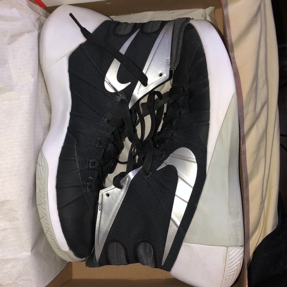 2017 hyper dunks